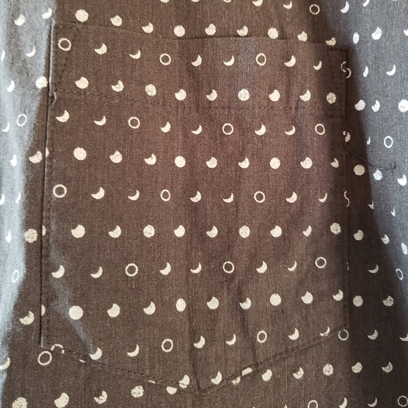 Old Navy Button Up Men's Classic Shirt Black Moon Long Sleeve - XXL - Picture 4 of 5